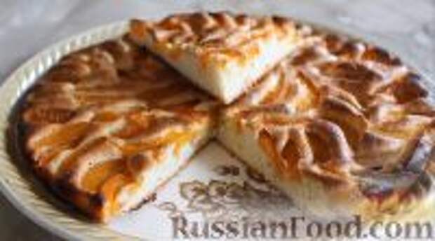 Фото к рецепту: Пирог с абрикосами