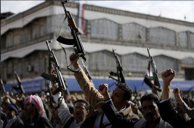 Разгром по всем фронтам: йеменцы не щадят саудитов, королевская база пала