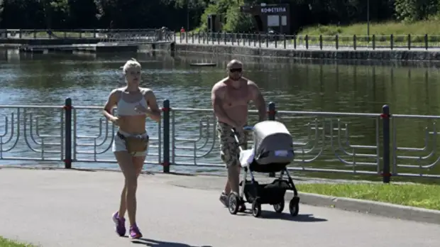 Синоптик спрогнозировал «волну жары» в ряде регионов России