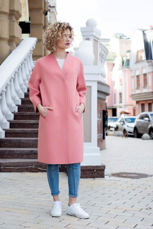 Розовое пальто фото 5