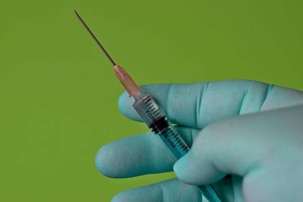 Российская вакцина от COVID-19 «ЭпиВакКорона» получила «халяль»-сертификат