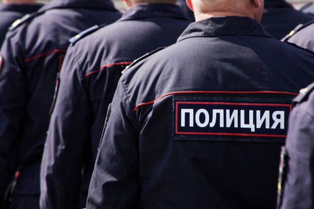 В Подмосковье после визита МВД на склад "Озон" из России выдворят 115 мигрантов