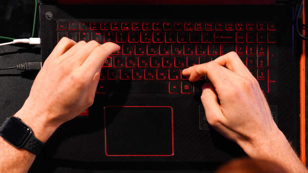 В ОП напомнили о наказании за лайки постов иноагентов, дискредитирующих армию РФ