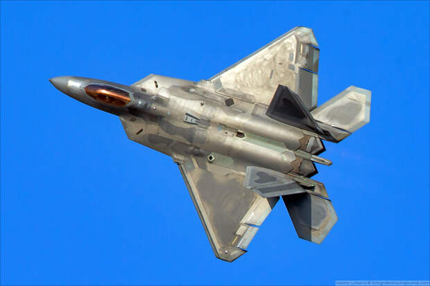 F22 03 F22 03
