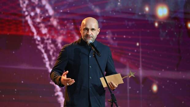 Артем Жога наградил победителя кинопремии «Герои большой страны»