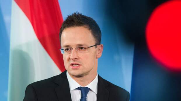 Сийярто: Венгрия приветствует инициативу КНР и Бразилии по Украине