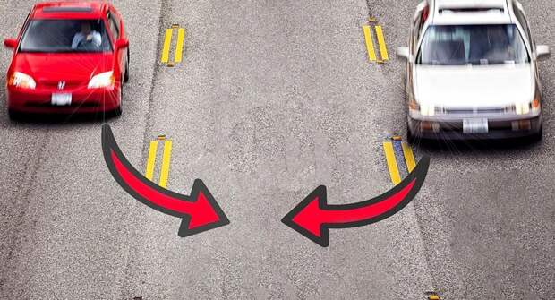 Кто должен уступить дорогу при одновременном перестроении?