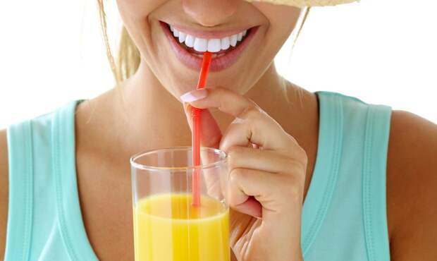 Врач рассказала, что будет, если заменить воду напитками
