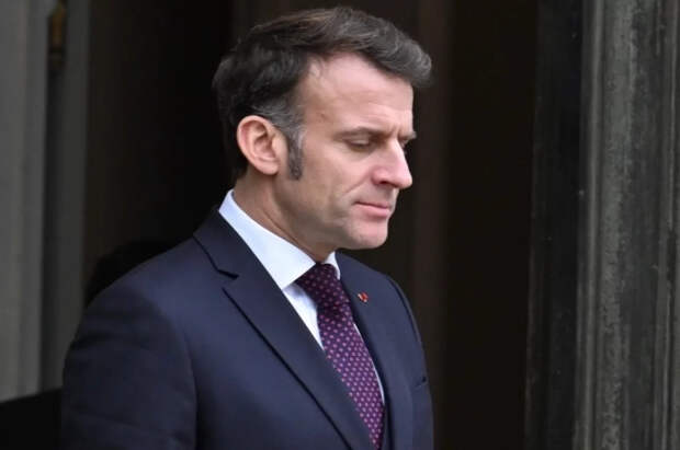 Эксперт Блохин: Макрон не добьётся своей цели, даже дозвонившись Путину