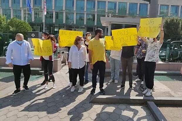 В Грузии оппозиция запротестовала против слежки спецслужб за народом