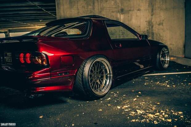 Mazda RX-7... Mazda RX-7...
