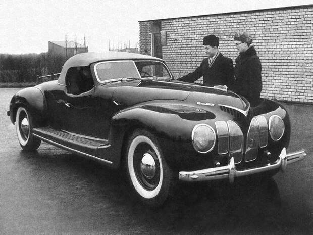 Спортивный советский автомобиль ЗИС-101-Спорт, 1939 год. Спортивный советский автомобиль ЗИС-101-Спорт, 1939 год.