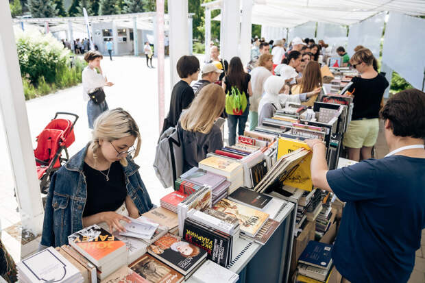 В Казани пройдет Летний книжный фестиваль в центре современной культуры "Смена"