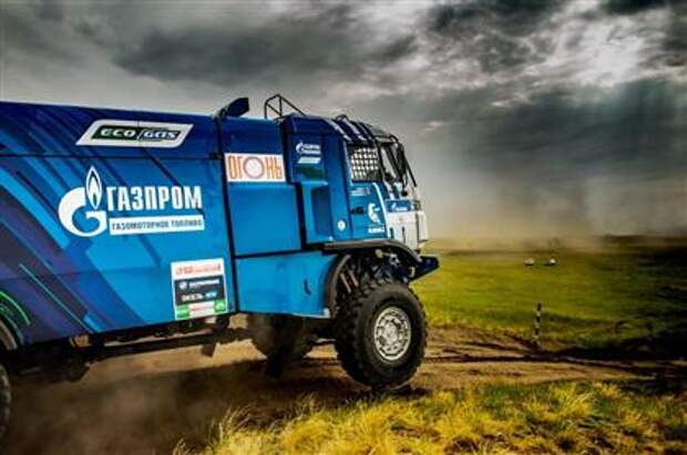 "КАМАЗ" разработает для "Газпрома" новые виды высокотехнологичного автотранспорта