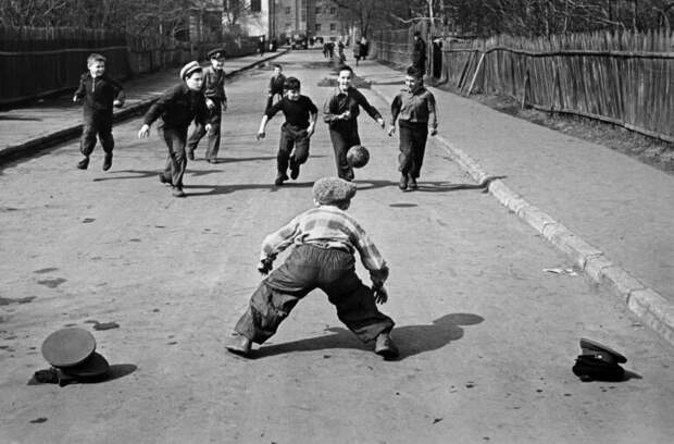 Самые злые детские игры СССР: какие из них были бы сегодня запрещены