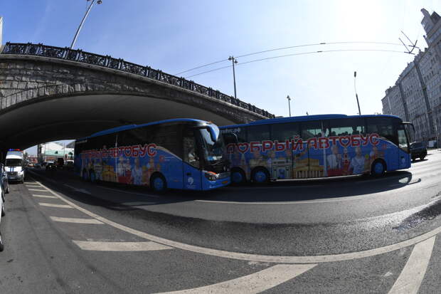 "Московское долголетие" запускает новые экскурсии: Участников проекта ждёт "Добрый автобус"
