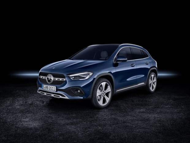 Mercedes-Benz GLA второго поколения лучше скрывает истинное происхождение этого автомобиля, а именно то, что он происходит от хэтчбека A-класса, чем первое.Однако и здесь упор делается больше на стиль, чем на практичность, благодаря наличию GLB в ассортименте бренда.Эта модель имеет 7 мест, имеет большую колесную базу и больше места. Привод модели довольно разнообразный, включая бензиновые и дизельные варианты.В топе версии GLA 34 с тюнингованным AMG двигателем мощностью 306 л.с., а также AMG GLA45 с 2,0-литровым турбированным двигателем мощностью 421 л.с.Разгон от 0 до 100 км/ч у этих двух версий составляет 5,2 и 4,2 секунды соответственно.Полностью электрическая модификация — EQA — скоро появится на рынке.