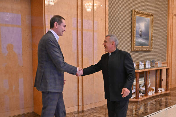 Рустам Минниханов встретился с первым заместителем председателя правления Сбербанка