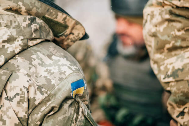 Shot: Сдавшиеся в Волчанске военные ВСУ пытались обмануть, что рядом никого нет
