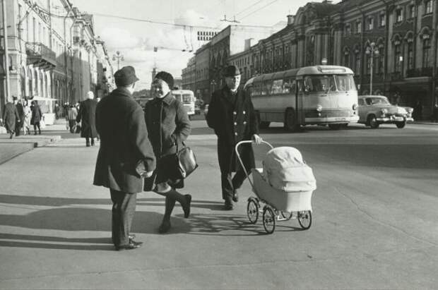 Ленинград в 1960-е годы на снимках
