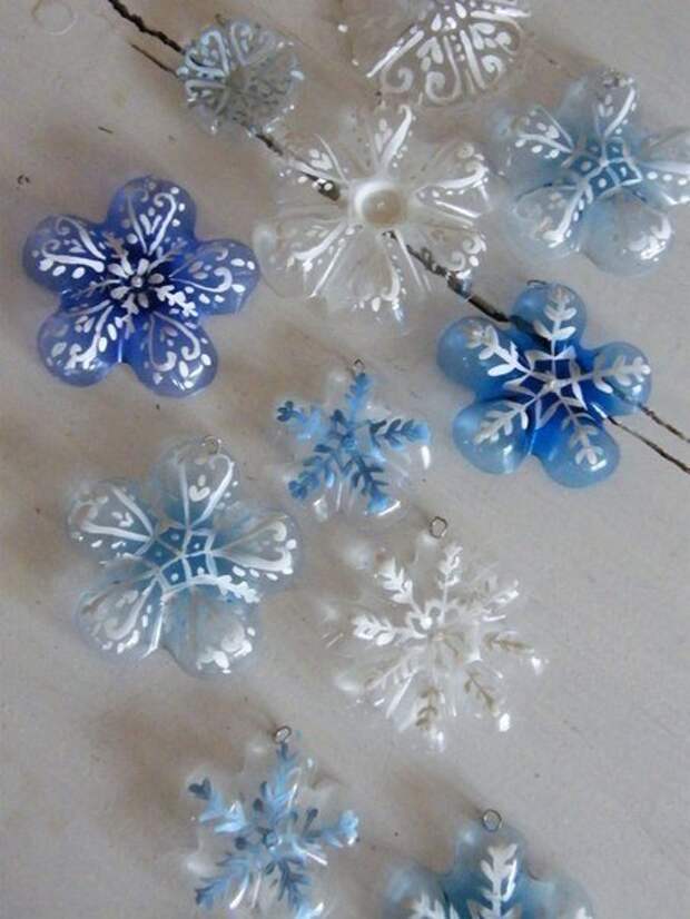 Снежинки из пластиковых бутылок Лайфхак, идеи, новый год, своими руками, сделай сам, украшения, ёлочные игрушки