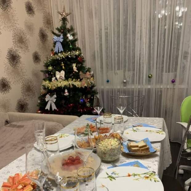 «Котлеты — это не праздник»: какие блюда приморцы НЕ ставят на новогодний стол