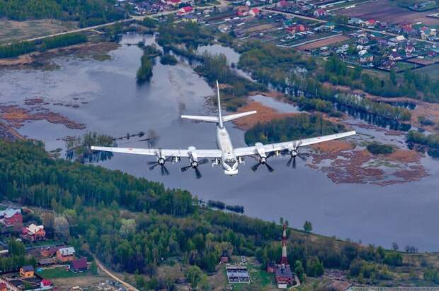 Москва из кабины самолета Ил-78 авиатехника, авиация, москва