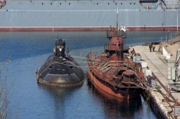 Торгово-военно-морские страдания нэньки: пиратством по металлолому