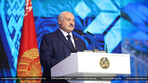 Пакистанцы не приехали: Лукашенко прригласил в Белоруссию трудолюбивых узбеков