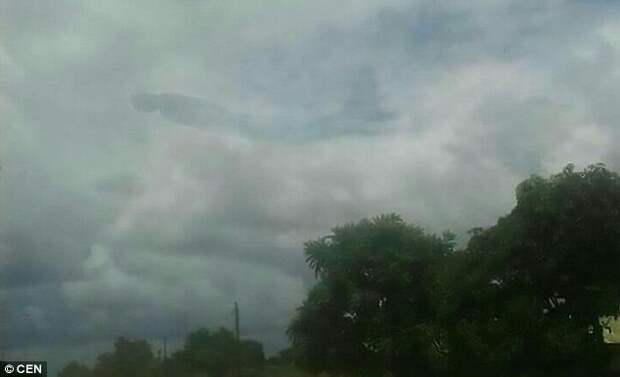 Облачный призрак до смерти напугал посетителей торгового центра в Замбии Замбия, облако, призрак, происшествие