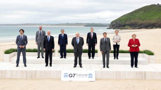 Сенатор Цеков рассказал, какое заявление G7 выглядело бы «правильно и умно»
