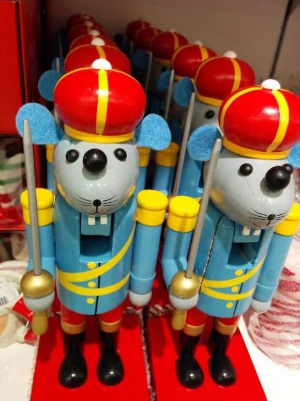 Игрушки, которые лучше не показывать детям Игрушки, которые лучше не показывать детям