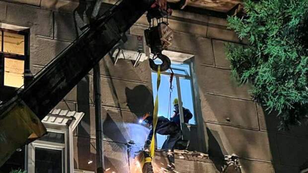 Завершен разбор конструкций балкона рухнувшей в Сочи многоэтажки
