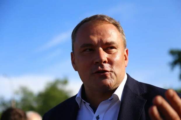 Петр Толстой выступил за благоустройство прудов-регуляторов в Марьино