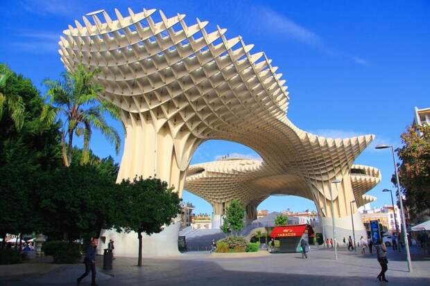 Невероятный комплекс Метрополь Парасоль, расположенный в Севильи архитектура, интересное, испания
