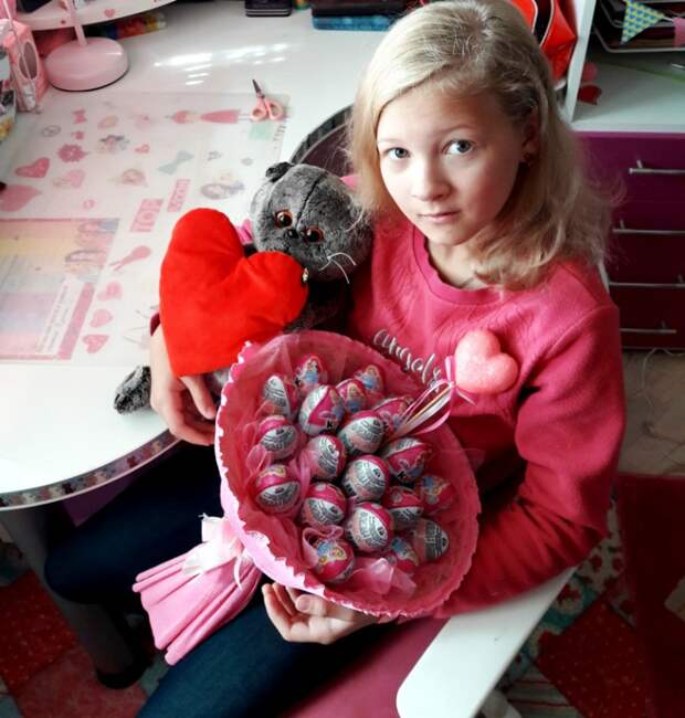 Букет для ребенка (настоящий Kinder-сюрприз)