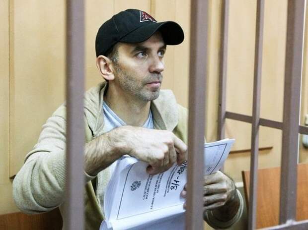 Дворкович, Волошин и Чубайс поручились за Абызова Дворкович, Волошин и Чубайс поручились за Абызова