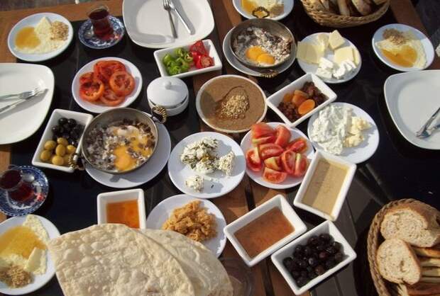 Feta, tomato, cucumber, olives, toast, cherry jam, spicy Turkish sausage
