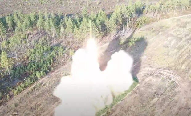 Склады боеприпасов оперативно-тактической группы «Донецк» и группировки «РДК» уничтожены ударами ВС России - Минобороны