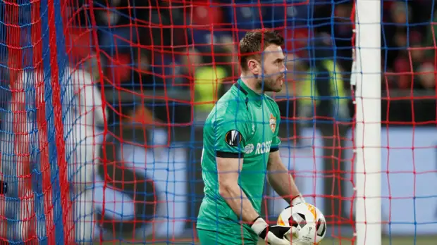 Уткин заявил, что у Гончаренко испорчены отношения с Акинфеевым