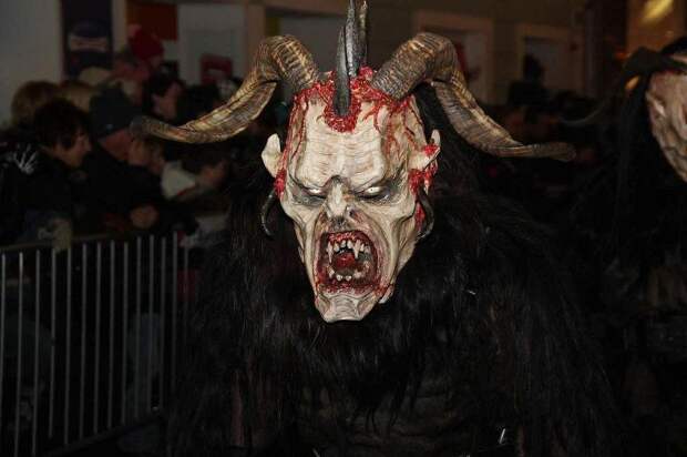Крампус садистcкий приятель Санта Клауса krampus28 Крампус садистcкий приятель Санта Клауса