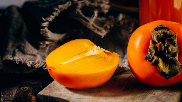 Как превратить вяжущую хурму в спелую — забудьте про заморозку