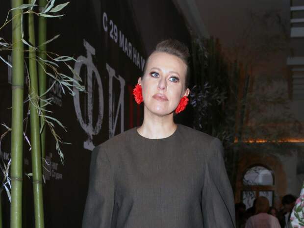 Ксения Собчак захейтила Арсена Маркаряна, прятавшегося в багажнике от полиции