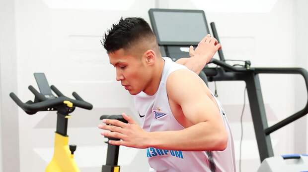 «Зенит» летом может приобрести футболиста ЦСКА Ахметова