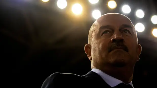 Черчесов рассказал о своём отношении к возможному переходу Дзюбы в АПЛ