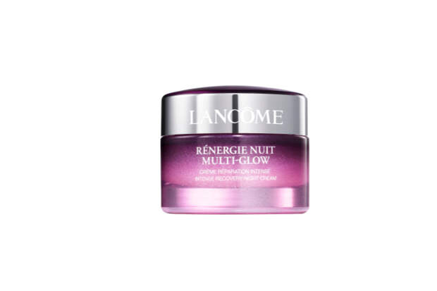 Ночной крем Rénergie Nuit Multi-Glow, Lancôme помогает зрелой коже бороться с признаками старения, активизируя выработку коллагена, клеточное обновление и микроциркуляцию. Благодаря восьми растительным маслам в сочетании с керамидами, жирными кислотами омега-6 и 9, лицо обретает здоровый, сияющий цвет, а кожа становится более упругой