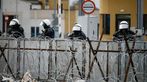 В Белоруссии заявили, что 132 беженца признаны потерпевшими от действий польских силовиков