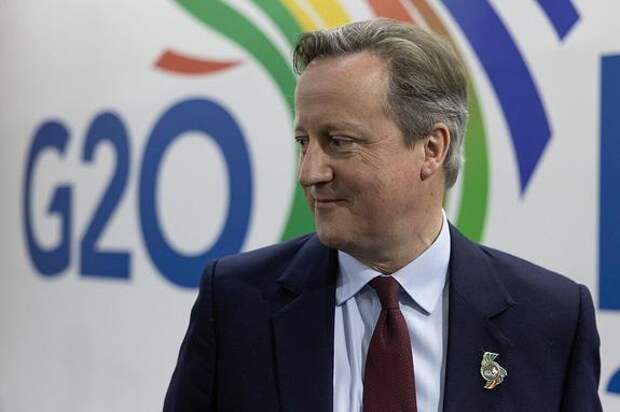 Кэмерон: решения о том, как применять британское оружие, принимает Киев