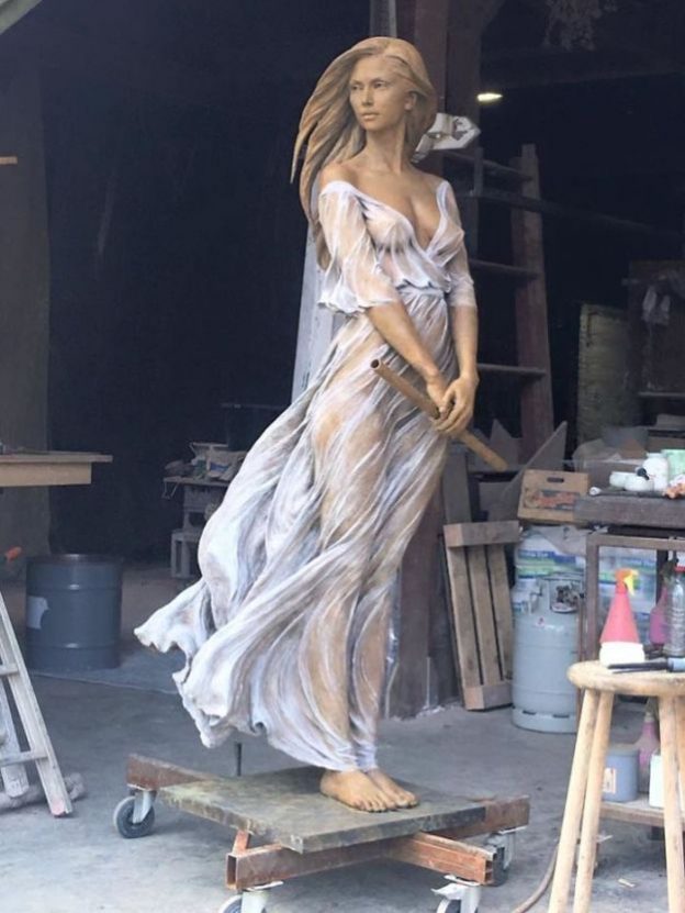 https://i1.wp.com/antipriunil.ru/wp-content/uploads/2017/09/realistic-female-sculptures-luo-li-rong-59c8a95e2a46a__700.jpg?resize=625%2C833&ssl=1