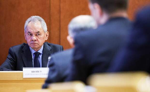 «В зоне прямой угрозы»: Шойгу, побывав на Урале, развеял многие иллюзии местных жителей